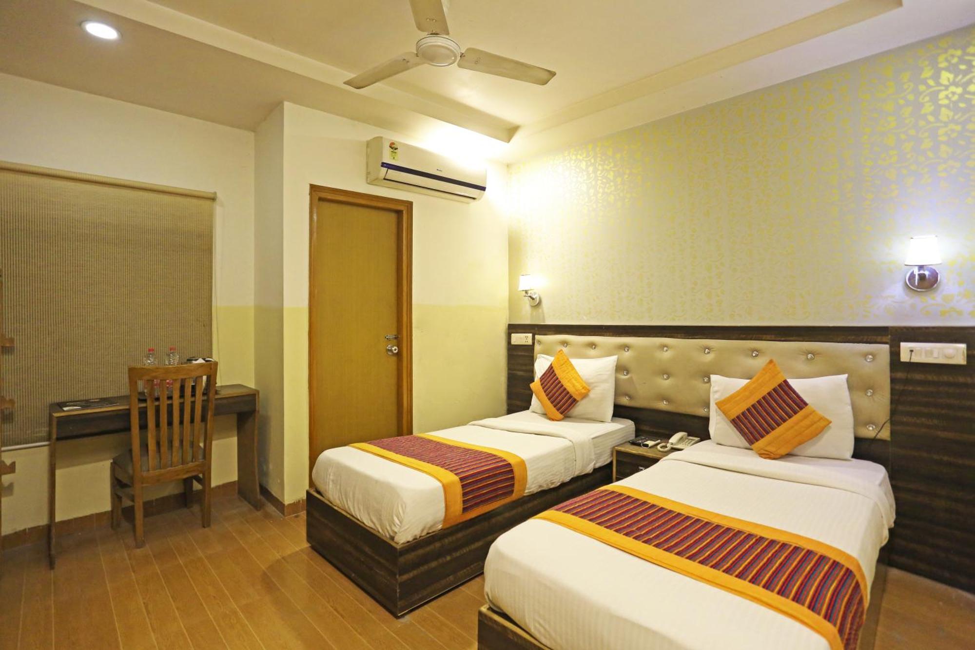 Hotel Aeroporto Nearest Landmark Aerocity Delhi Нью-Дели Экстерьер фото