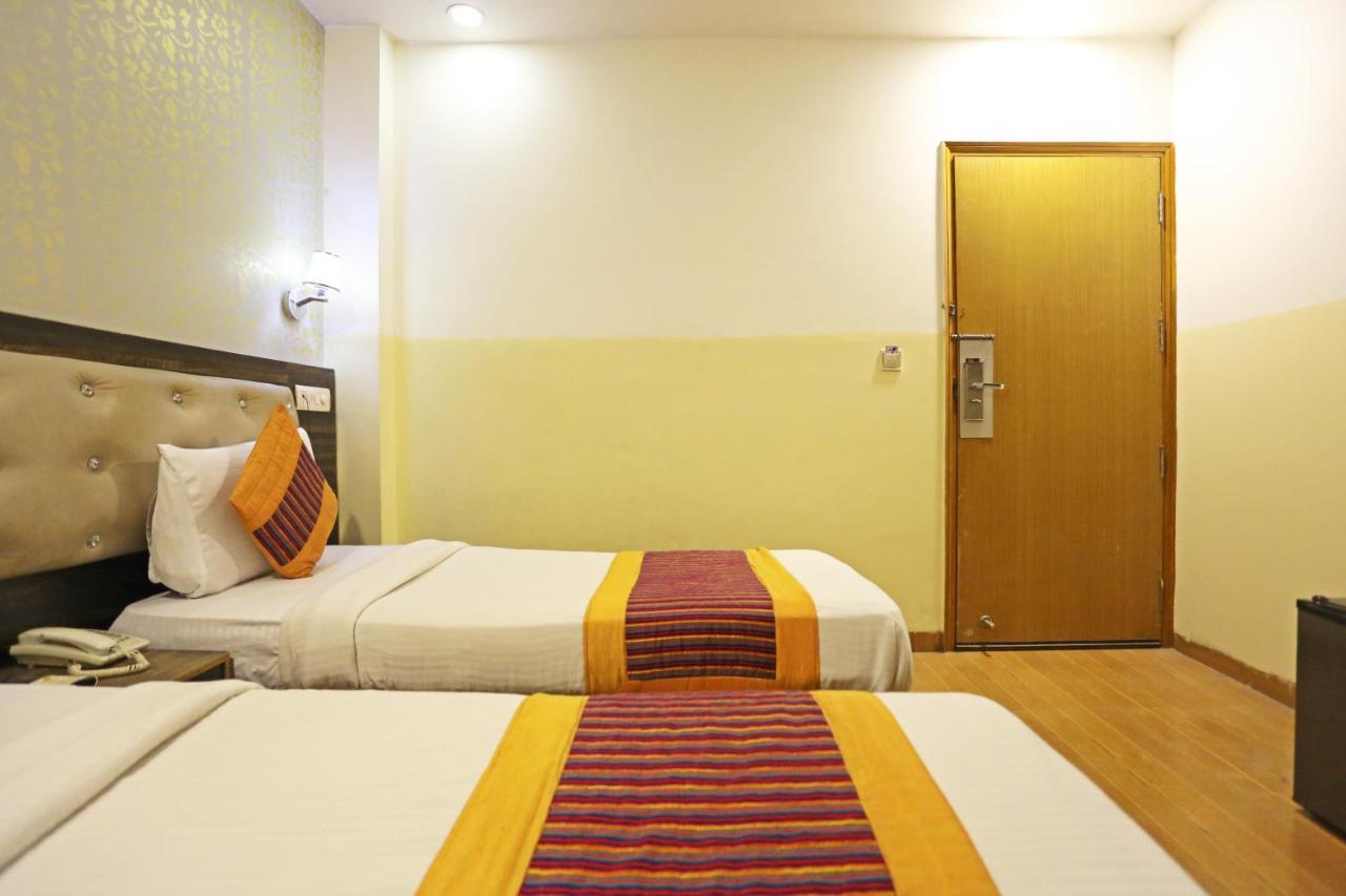 Hotel Aeroporto Nearest Landmark Aerocity Delhi Нью-Дели Экстерьер фото