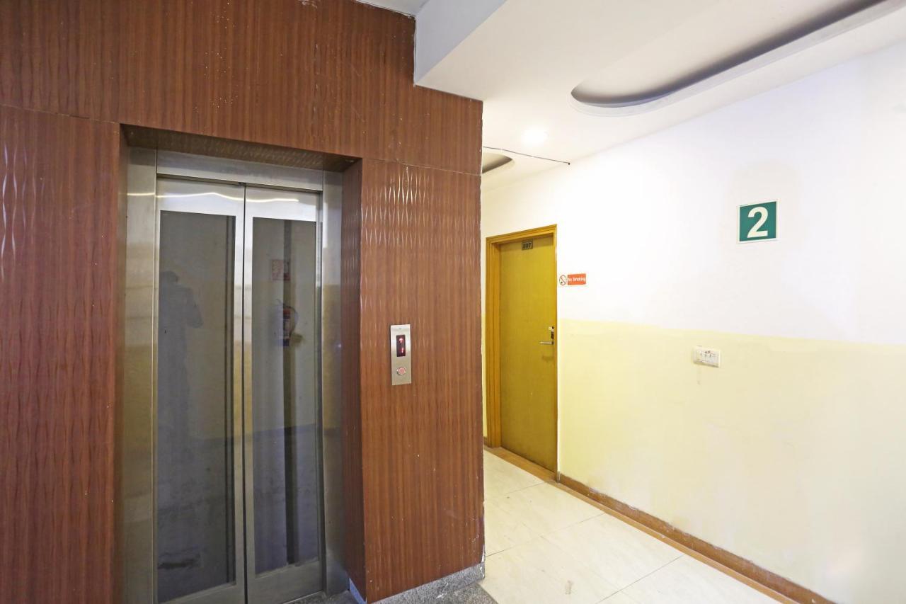 Hotel Aeroporto Nearest Landmark Aerocity Delhi Нью-Дели Экстерьер фото