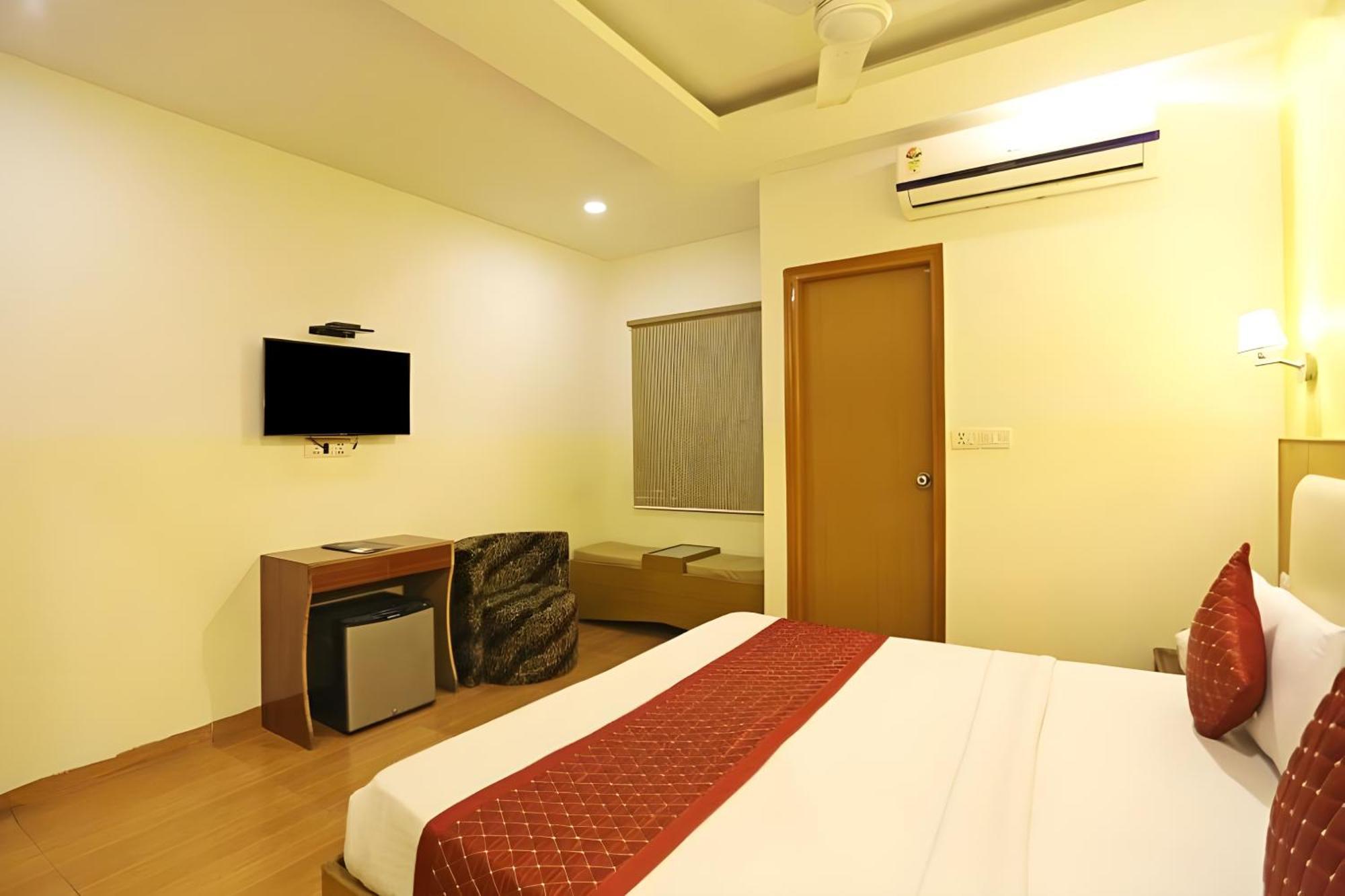 Hotel Aeroporto Nearest Landmark Aerocity Delhi Нью-Дели Экстерьер фото